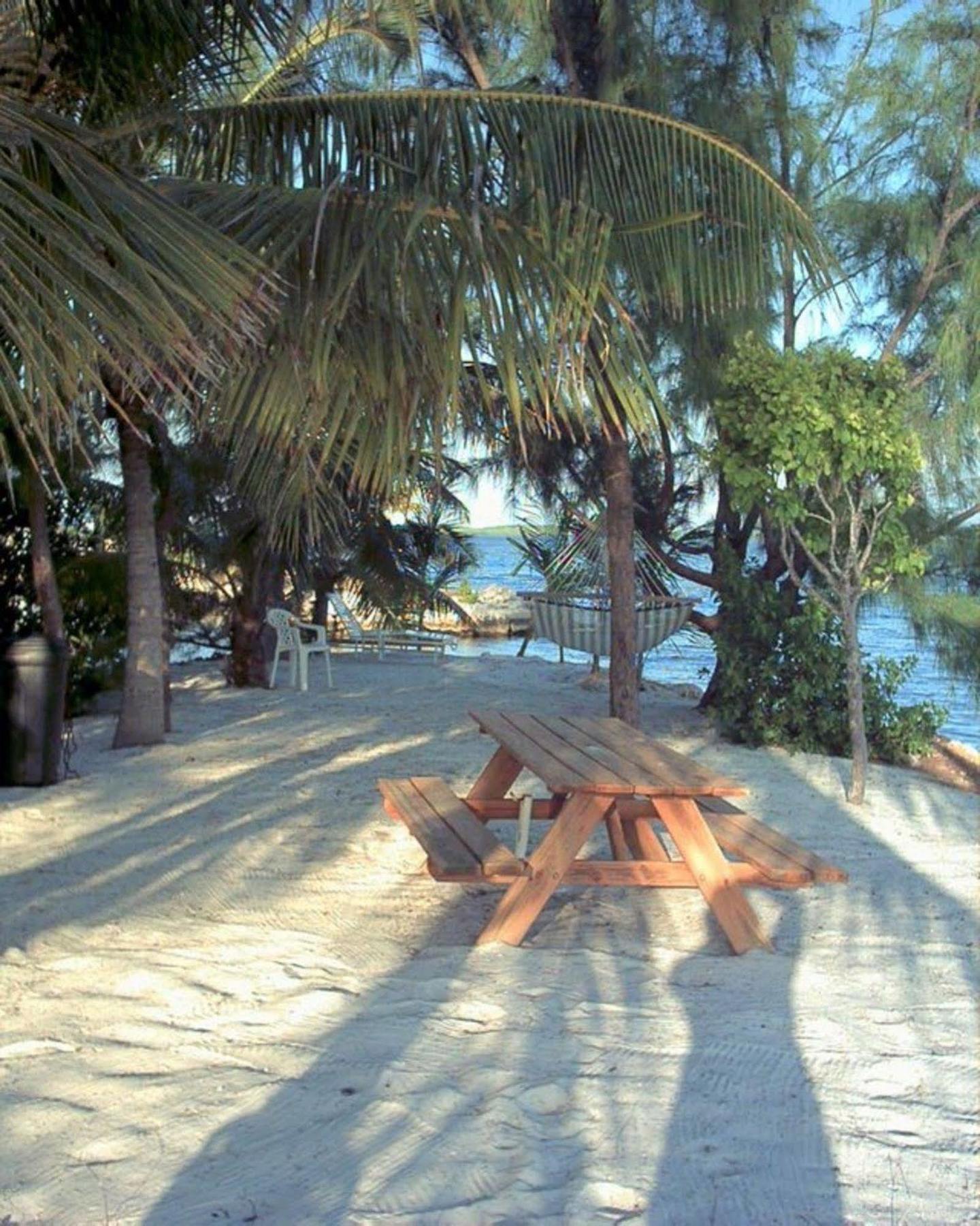 Tarpon Flats Inn & Marina - キーラーゴ エクステリア 写真
